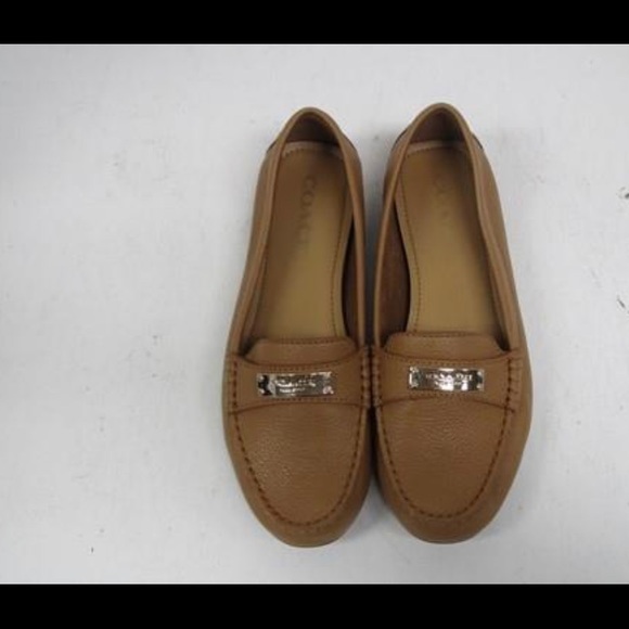 Authentic Coach Light Tan Leather Loafers size M 7 - Picture 5 of 9